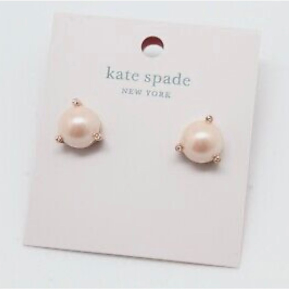 🛑SOLD🛑 
 Kate Spade Pearl Blush Studs